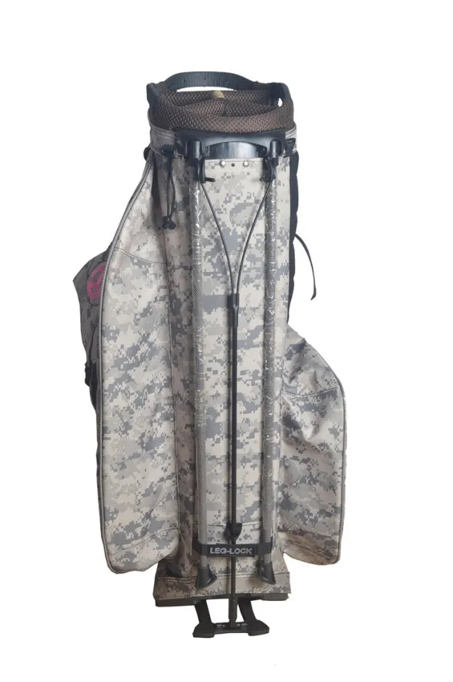 Scotty Camerron CAMO & PINK - STAND BAG