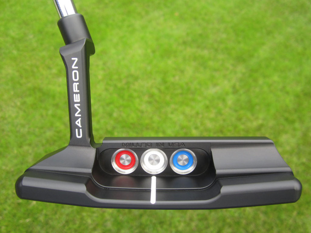 Scotty Cameron Gallery Deluxe MOTO Black Newport 2 Special Select 34″ w/ USA CT Headcover